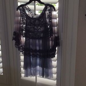 VINTAGE LOOKING LACE FERATELLI BLOUSE SIZE M